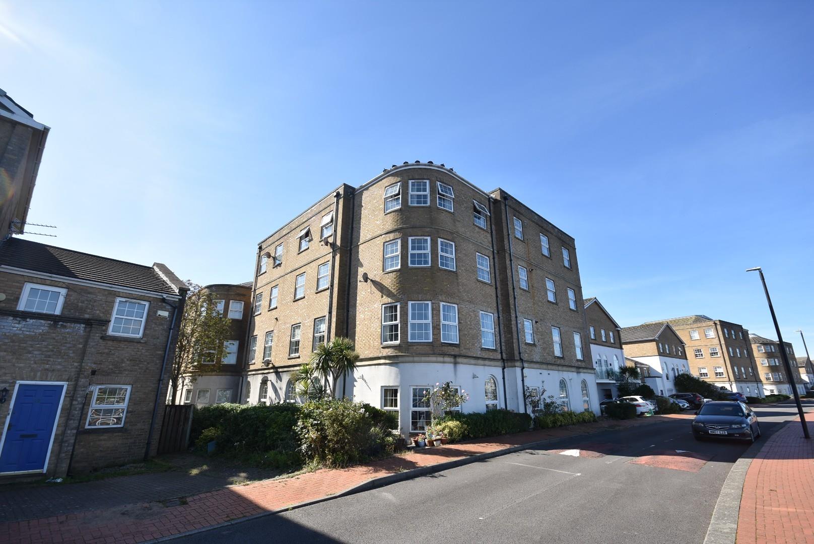 15, John Batchelor Way Penarth, CF64 1SD